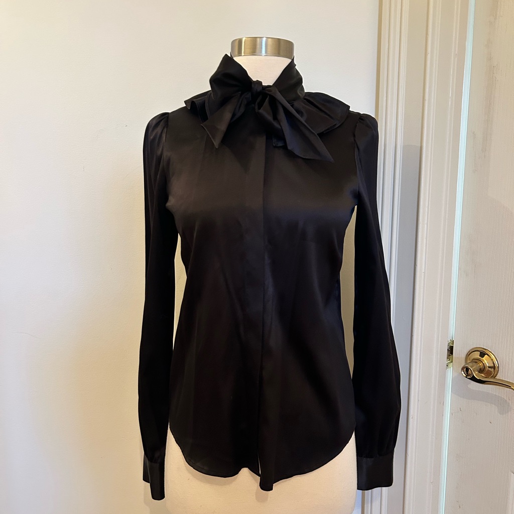 Theory Black Silk Button Down Long Sleeve Blouse Nwt